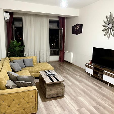 Apartment In Tbilisi “Green Budapest “ Luaran gambar